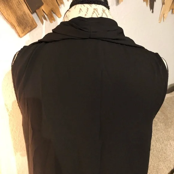 4[Vince Camuto] Wrap shirttail blouse - Picture 4 of 8